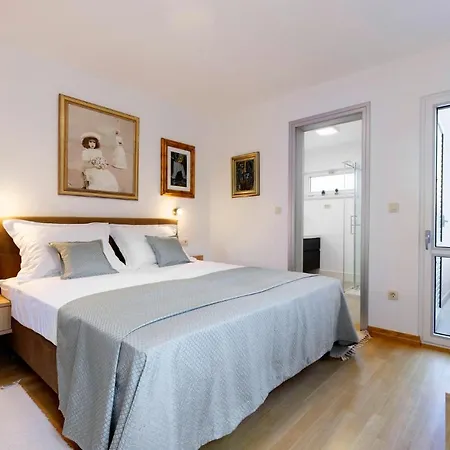 Villa Jure With Heated Pool, Great Garden, Quiet Location