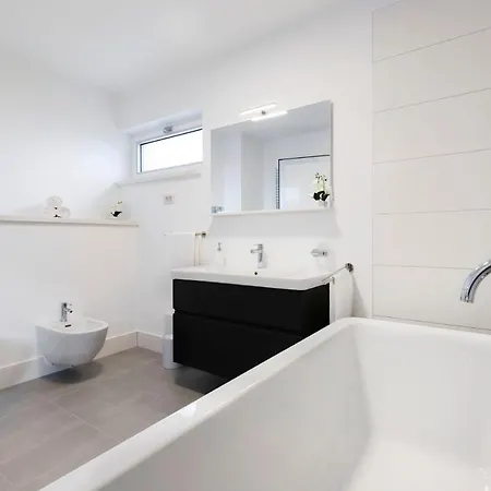 Jure - Heated Pool, Sauna, Tennis & Mini Golf I Dalmatia Hinterland Villa *