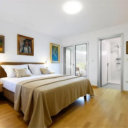 Villa Jure With Heated Pool, Great Garden, Quiet Location