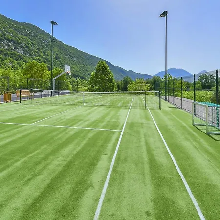 Jure - Heated Pool, Sauna, Tennis & Mini Golf I Dalmatia Hinterland *